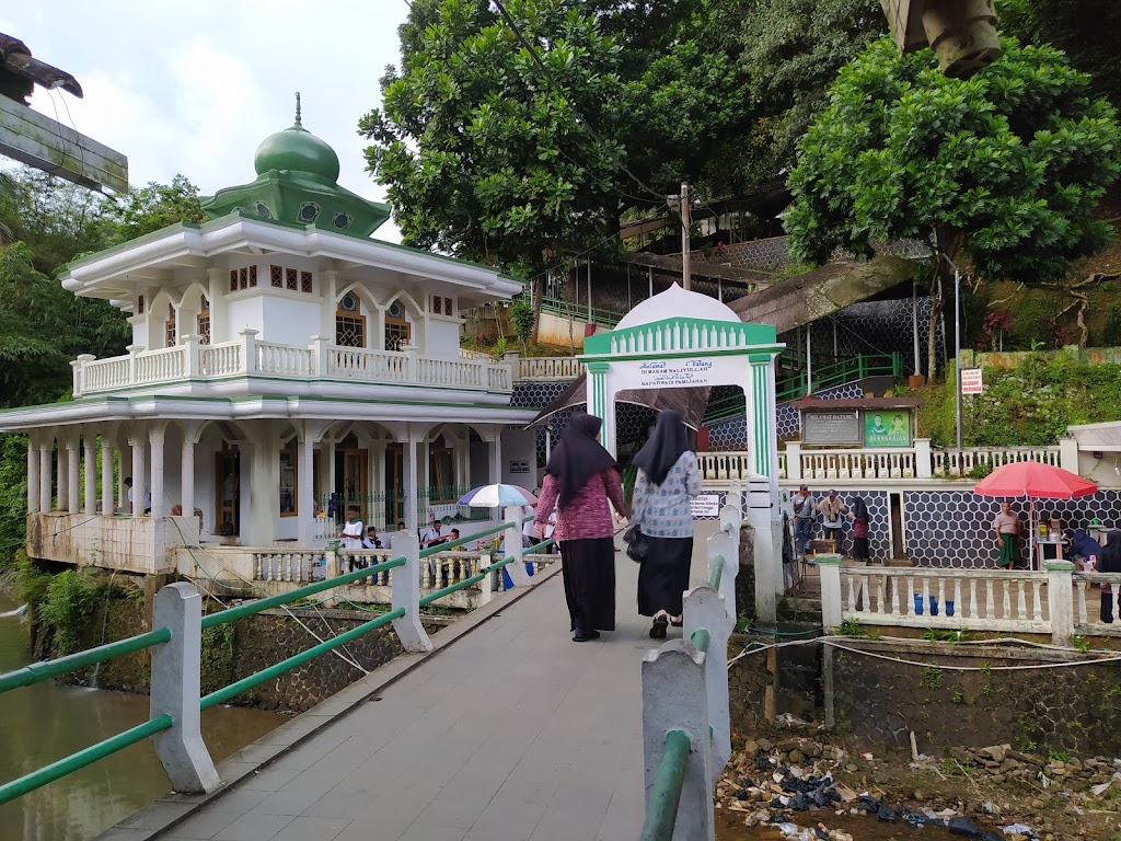 Goa Saparwadi Syech Abdul Muhyi