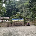 cuma biaya parkir kendaraan