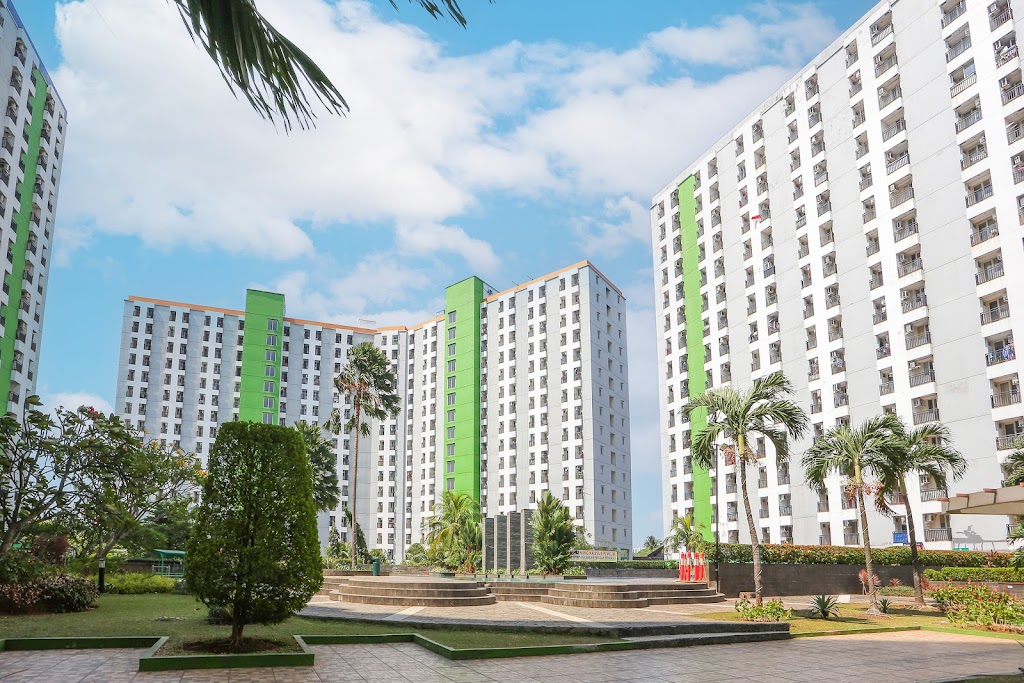 Hotel O Ciputat Near Apartment Green Lake View Ciputat