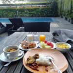 Stylish modern rooms in a straightforward hotel offering a bar