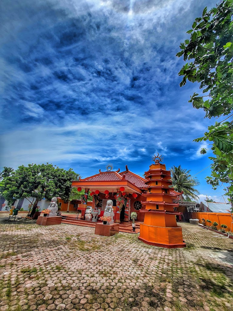 Kelenteng Leng Tong Kheng