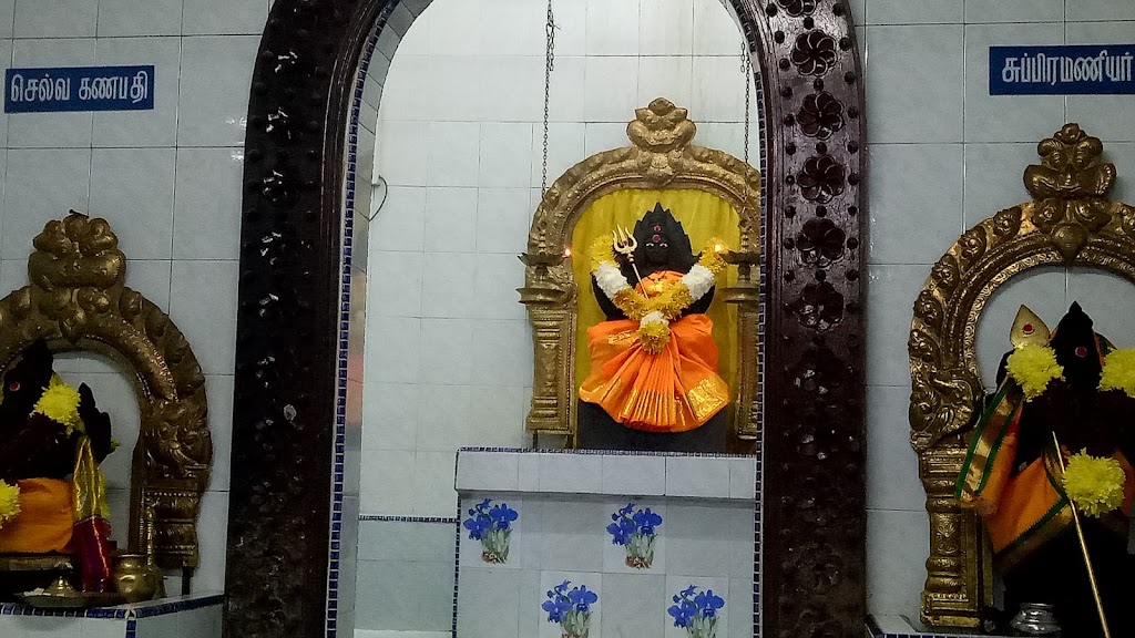 Kuil Om Veera Agora Bathra Kaliamman Jai Sangili Karuppan(Mani Kuil)