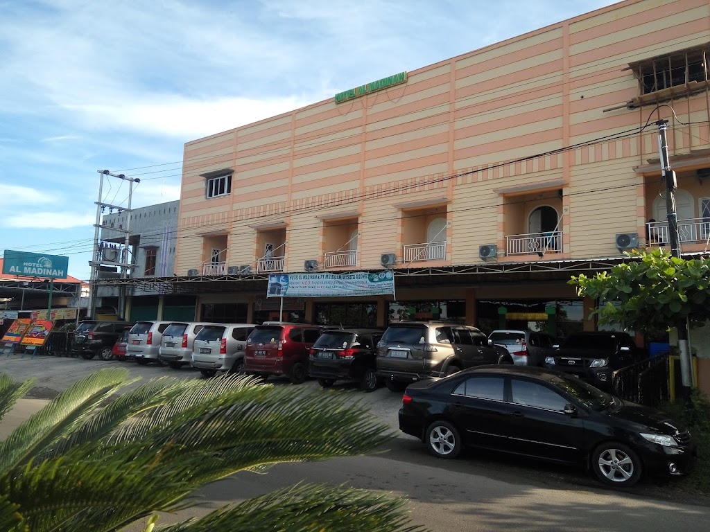 OYO 1858 Hotel Almadinah Syariah