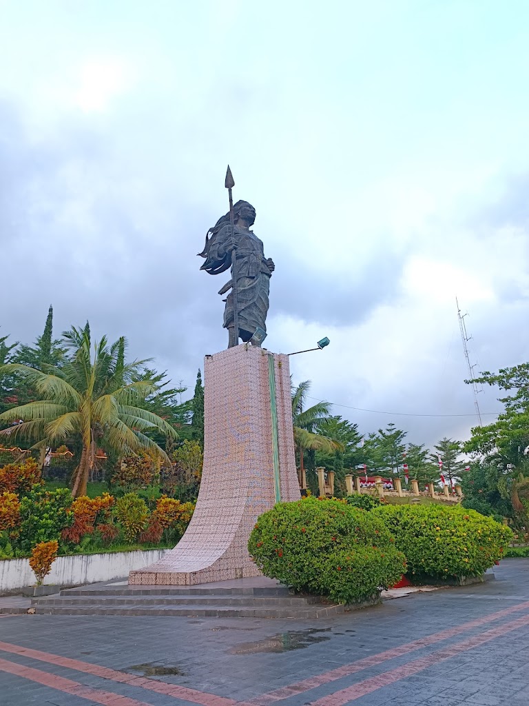 Patung Christina Martha Tiahahu