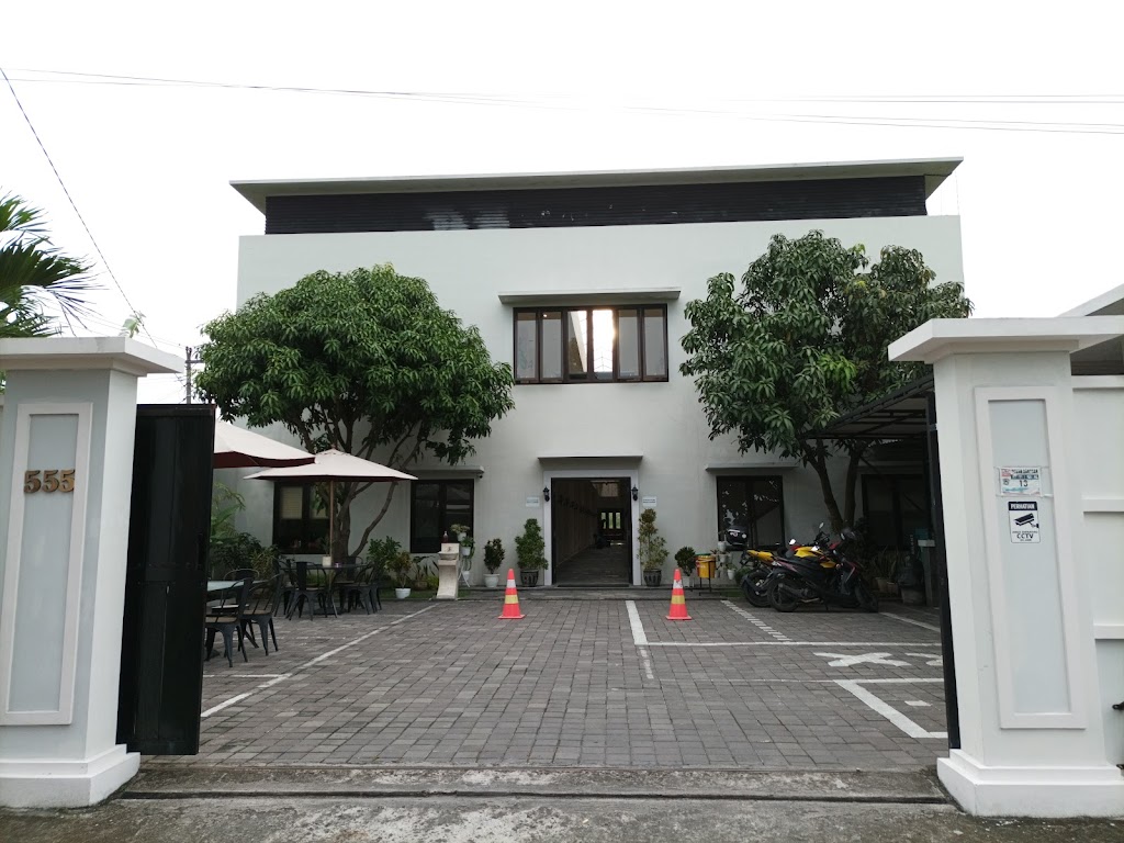 Pucuk Matahari Family Guesthouse