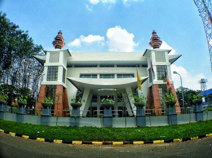 Pusdiklat Buddhis Sikkhadama Santibhumi