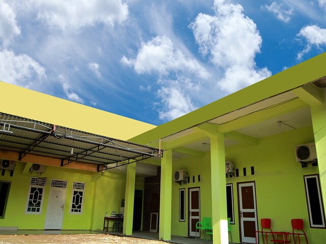 RedDoorz near Jalan Sejahtera Lubuk Linggau