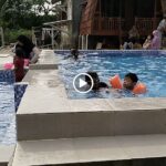 tempatnya nyaman dan indah view Gunung Salak.