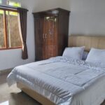 Rute mobil: dekat pasar Cicurug masuk jalan Bangbayang menuju jalan Cidahu Tonggoh menemui yayasan asma mulia quran (yamqu) dan masuk jalan sawah randu