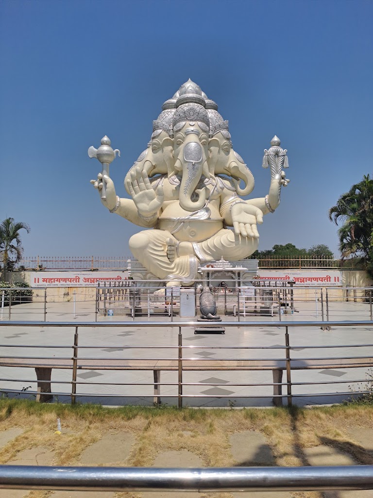 Shri Anna Ganapati Navgraha Siddhapeetham Nashik