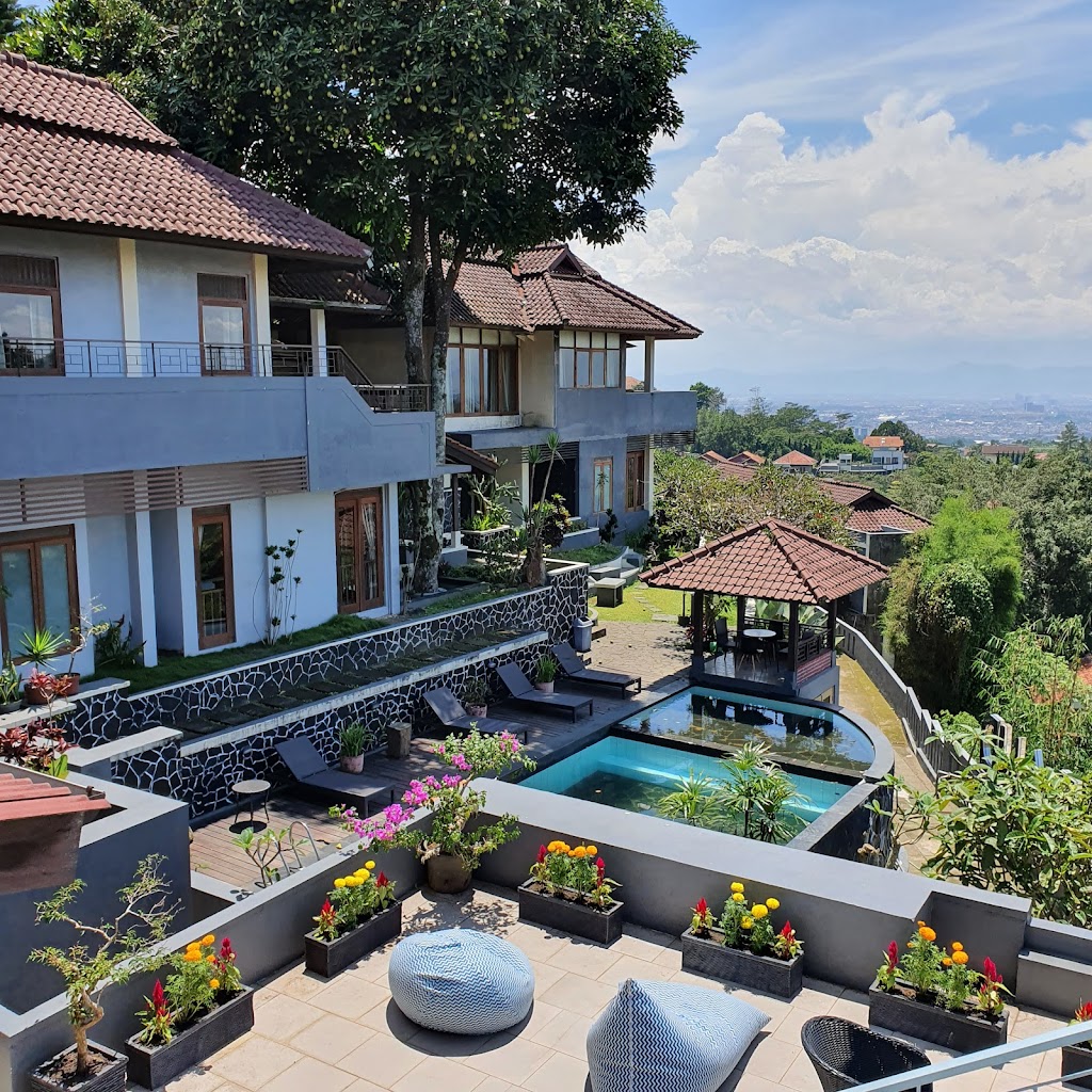 The Dago Highland Resort