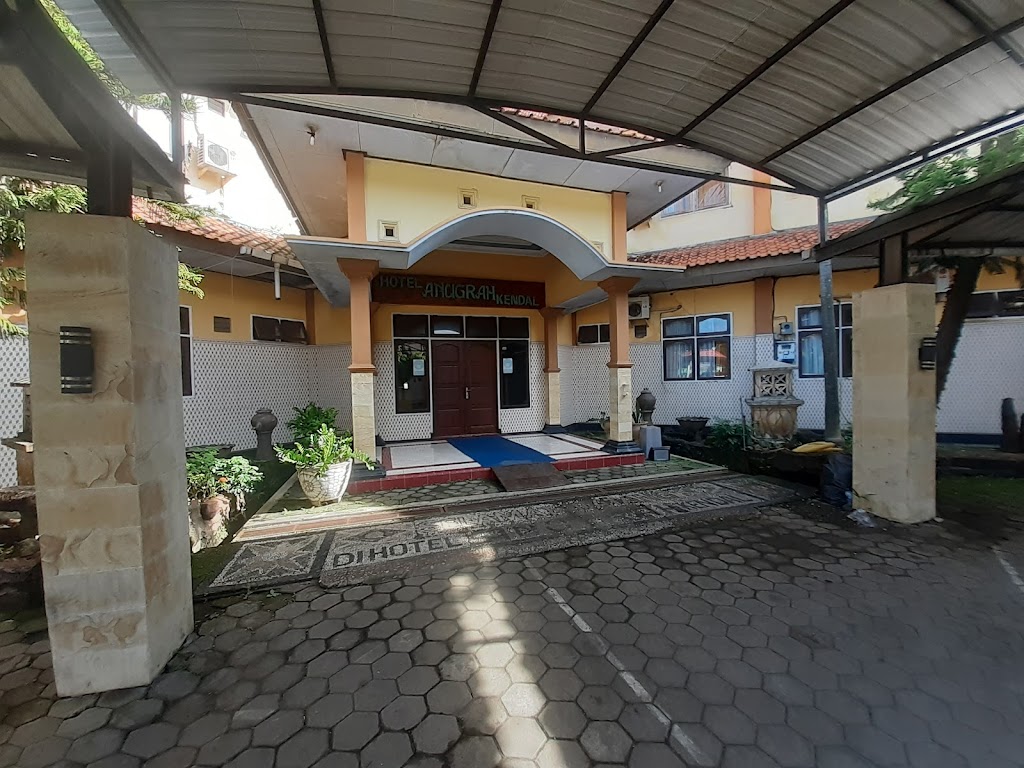 Urbanview Hotel Anugrah Kendal