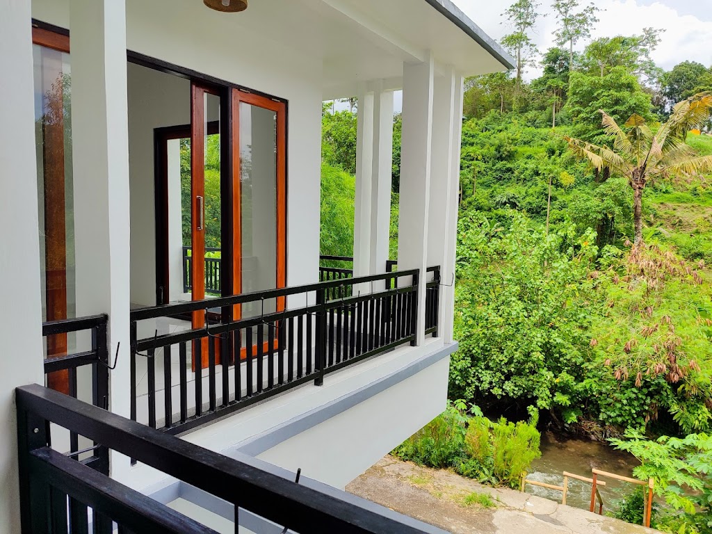 VILLA UREKI
