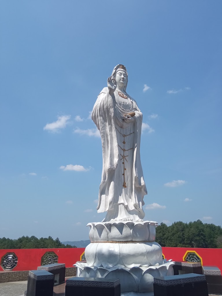 Vihara Avalokittesvara Yayasan Sri Kukus Redjo Gunung Kalong