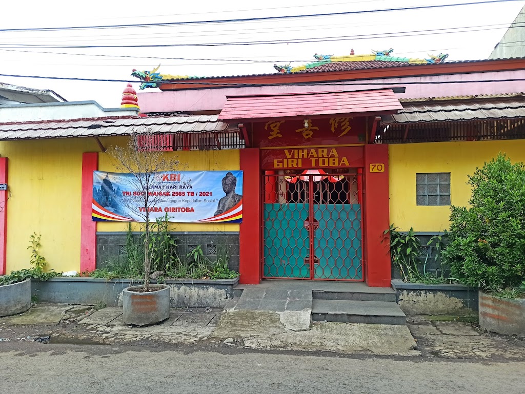 Vihara Giritoba/ Sioe Sian Tong (Yayasan Giritoba)
