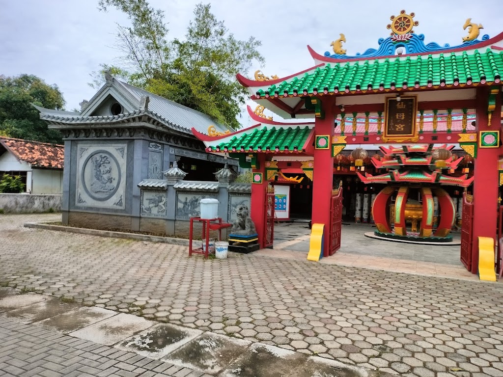 Vihara & Kelenteng Sian Djin Ku Poh (Ma Ku Poh)
