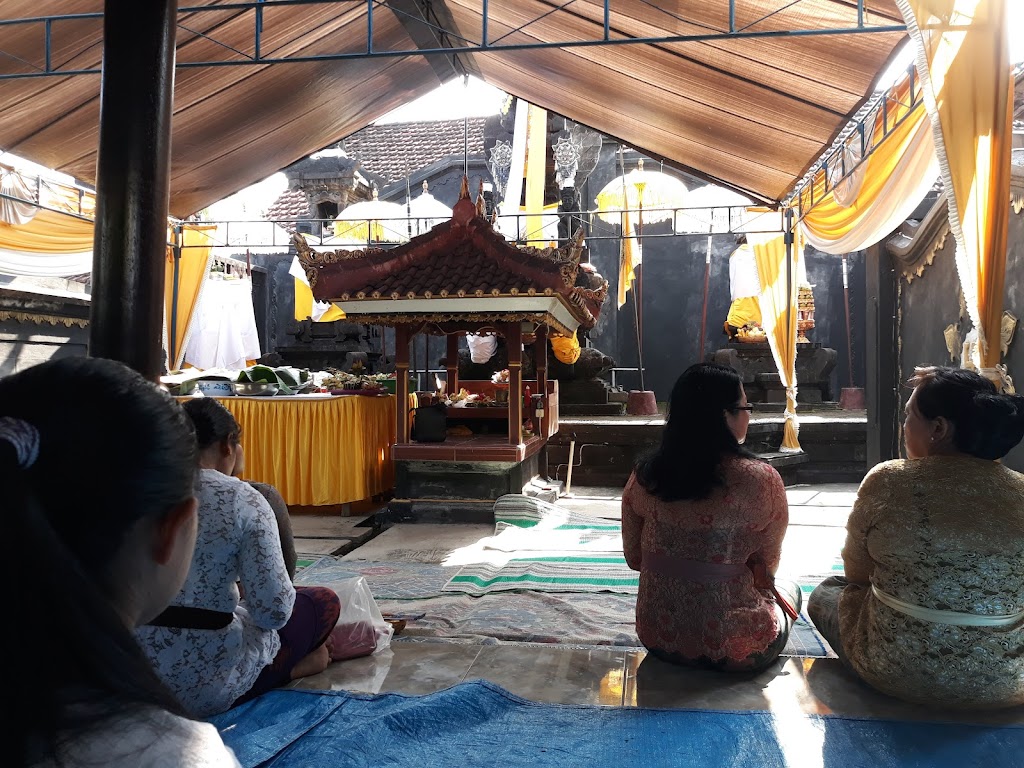 ᬳᬲ᭄ᬢᬥᬃᬫ᭄ᬫᬪᬓ᭄ᬢᬶᬩᬕᭀᬋᬚᭀ᭟ Pura Astadharma Bhakti Bagorejo